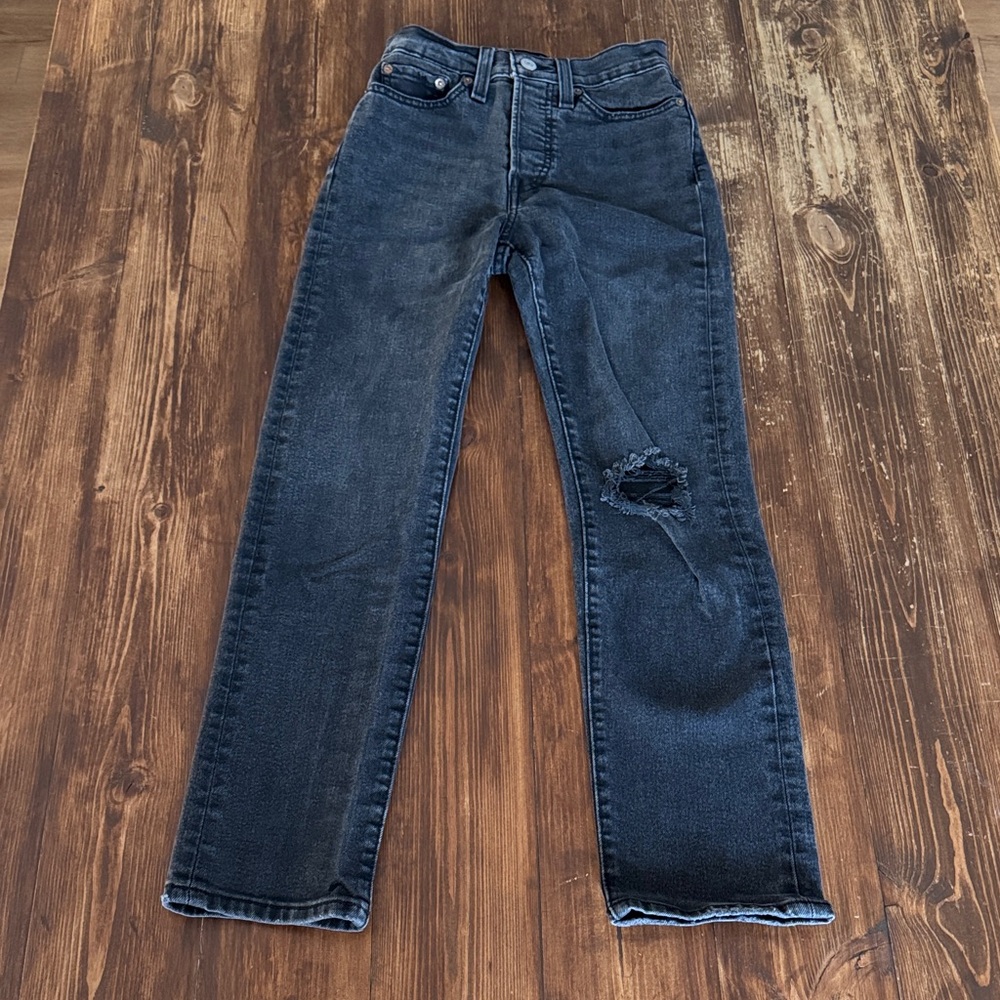 Stylish Black Distressed Women’s Jeans